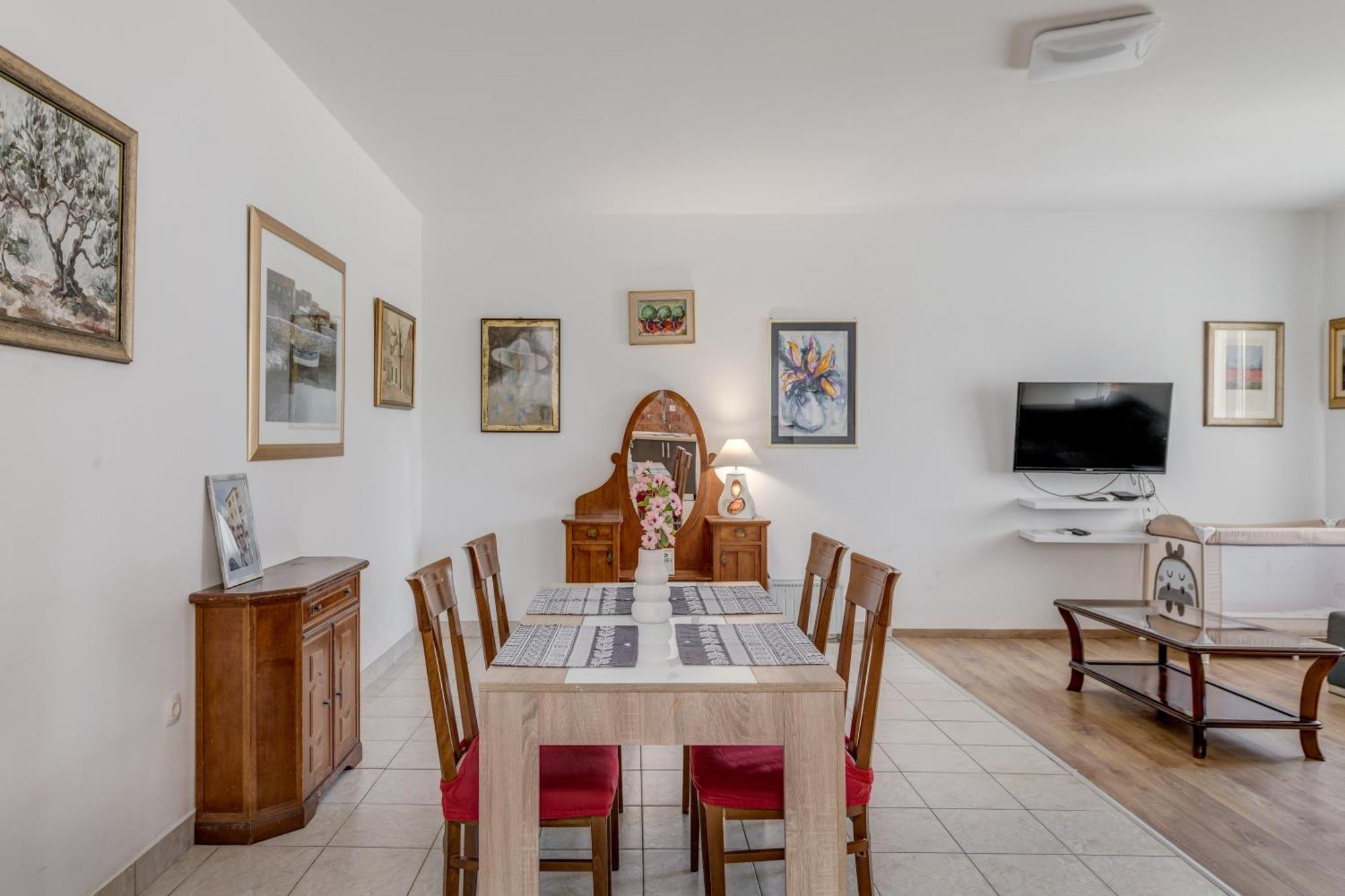 Beachfront Apartment Drazen, With Garden And Parking Split Exteriér fotografie