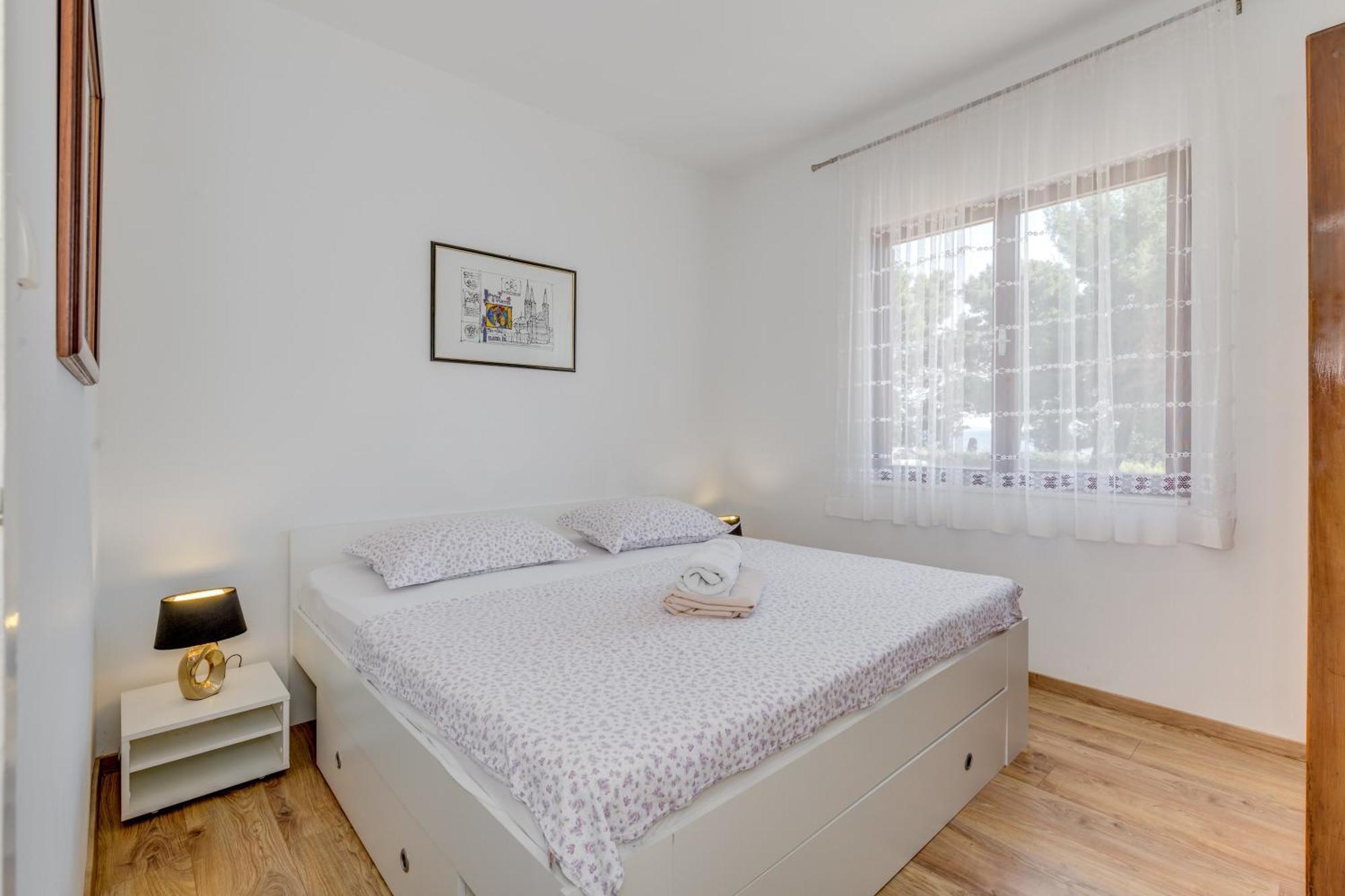 Beachfront Apartment Drazen, With Garden And Parking Split Exteriér fotografie